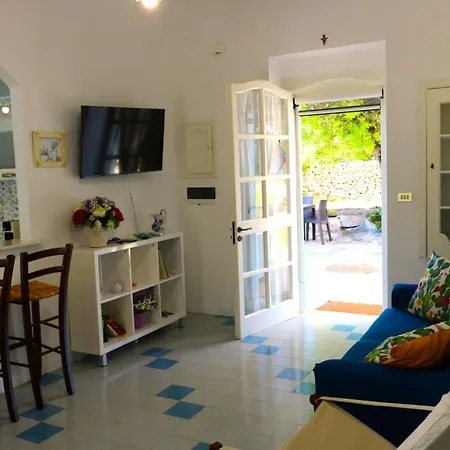 Holiday home Maria In Puglia Con Pineta Vicino Al Mare Torre Suda